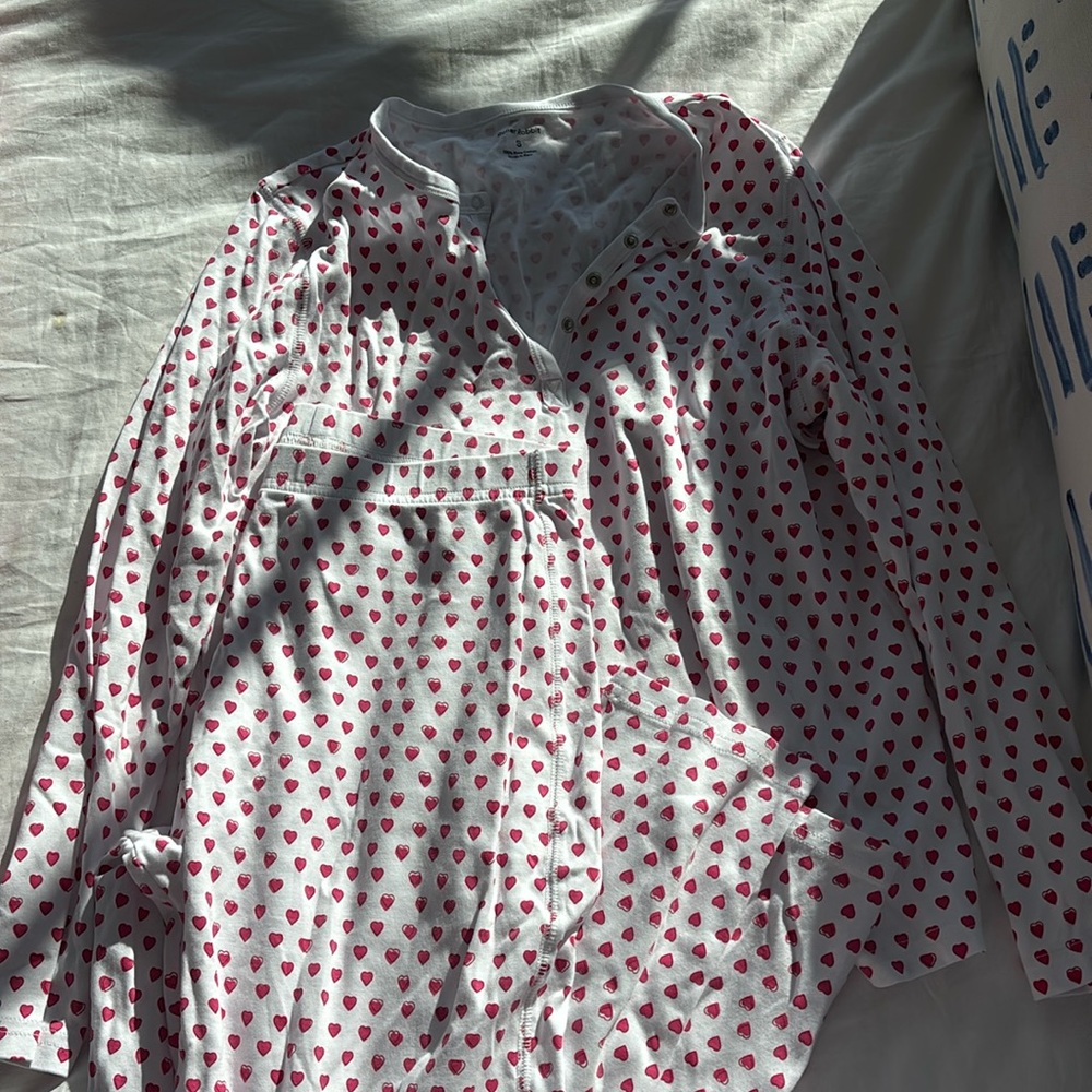 NEVER WORN PINK HEARTS ROLLER RABBIT PJAMAS!!